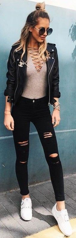 Black Hipster Jeans Outfit on Stylevore