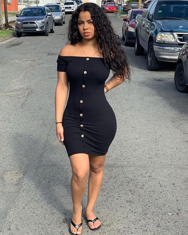 Classy design for sexy black girl, Backless dress | Black Girls In Tight  Jeans | Backless dress, Black Women, Tight Jeans Outfit