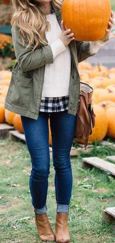 Tumblr Winter Outfit With Jacket: Casual Winter Outfit,  Slim-Fit Pants,  Boot Outfits,  Lounge jacket  