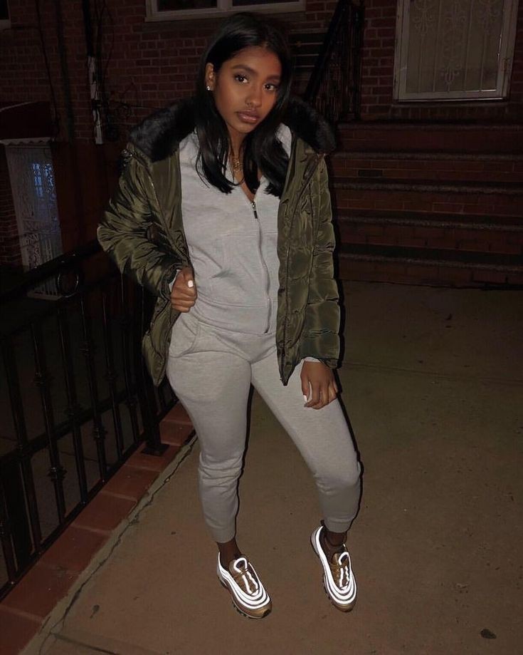 yeezy 700 outfit ideas girl
