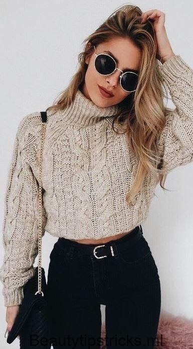 Outfit con sueter crop top: Casual Winter Outfit,  winter outfits,  Polo neck,  Cashmere wool  