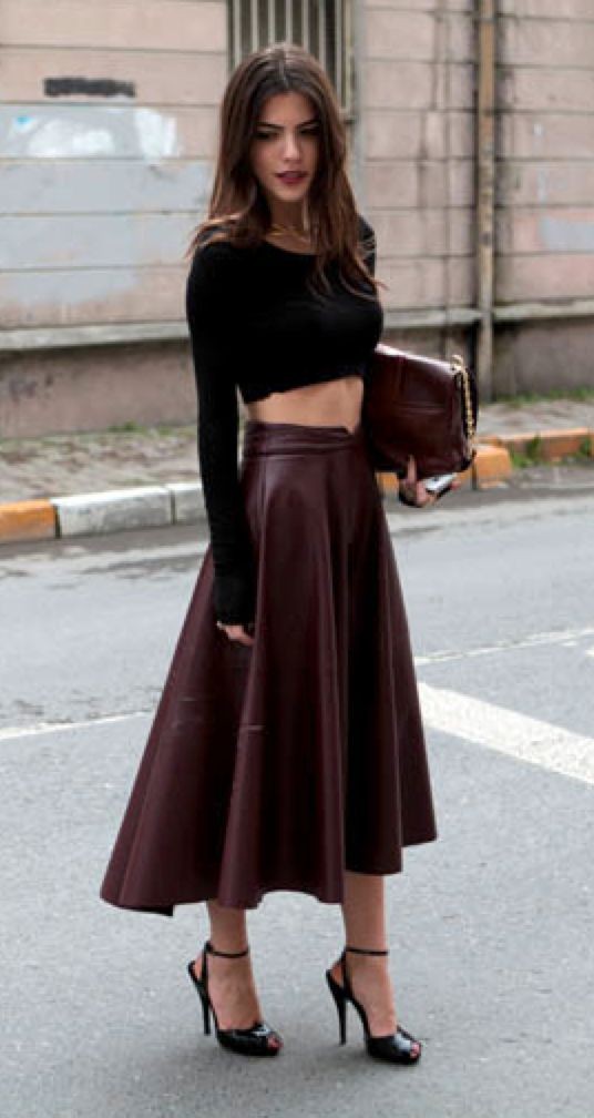 What Shoes To Wear With Leather Skirt 37 Outfit Ideas To Try   ShoesOutfitIdeascom  Brown leather skirt Brown leather skirt outfit  Trendy fall outfits