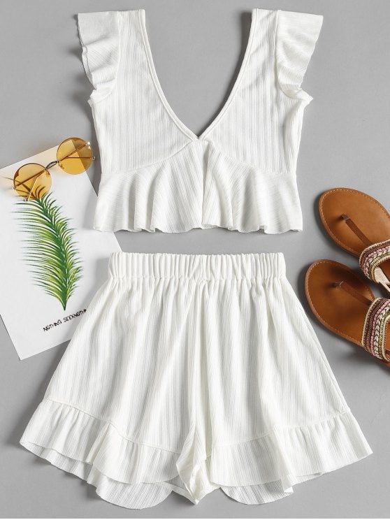 White top and shorts: Tumblr Outfits  