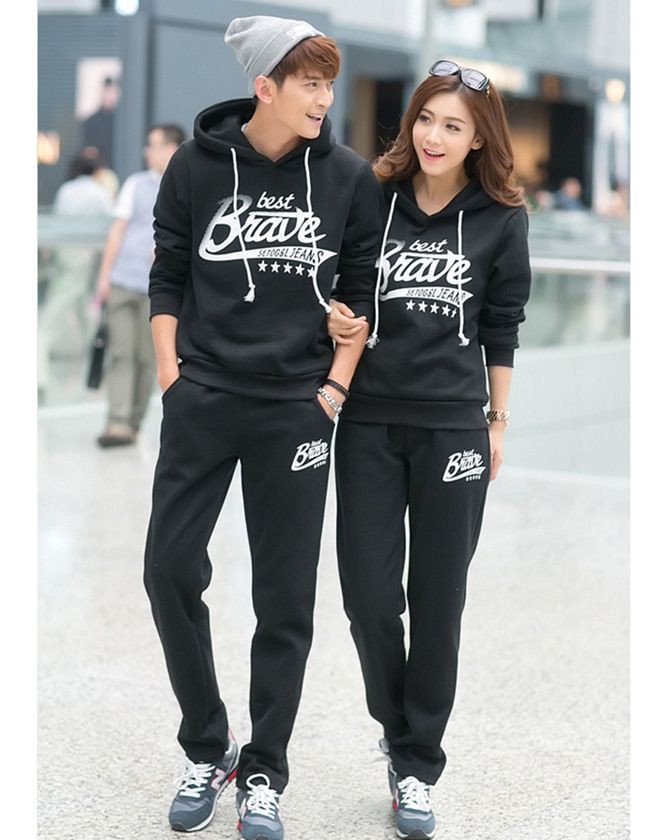 Couple wearing same clothes