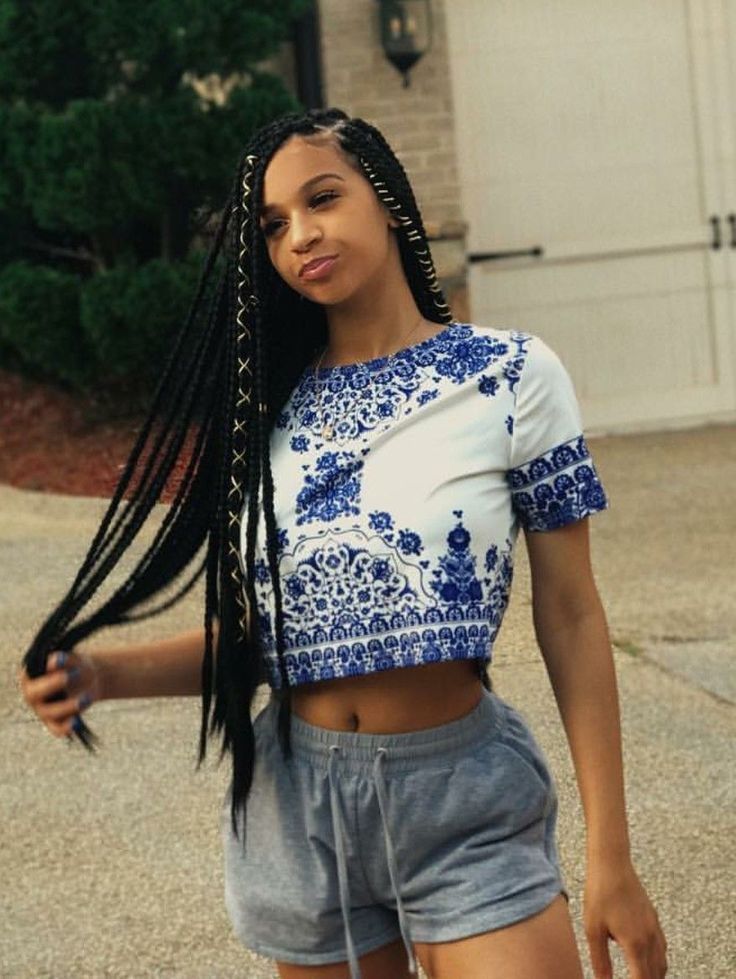 Box braids outfits: Street Style,  Afro-Textured Hair,  African Americans,  Box braids,  Braided Hairstyles,  Synthetic dreads  