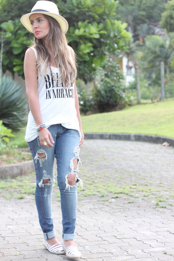 How To Wear Ripped, Distressed Denim: Sleeveless shirt  