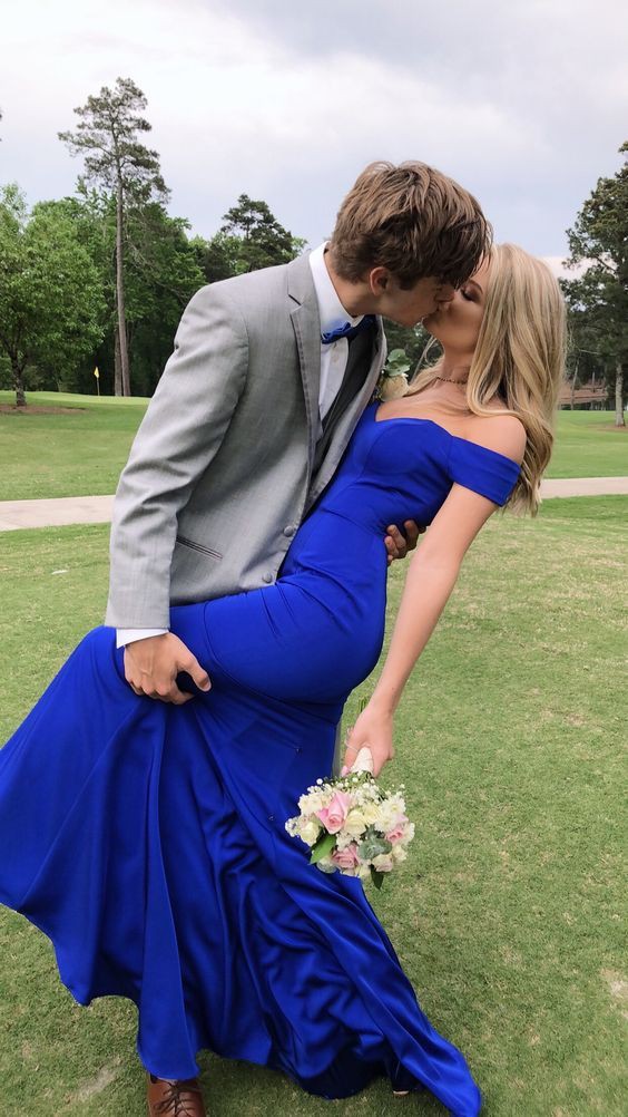 Royal blue dress prom bouquet: party outfits,  Backless dress,  Evening gown,  Royal blue,  Prom Outfit Couples  