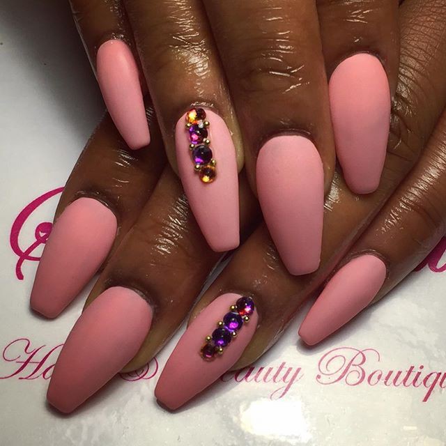 Best Nails For Dark Skin Women On Stylevore 