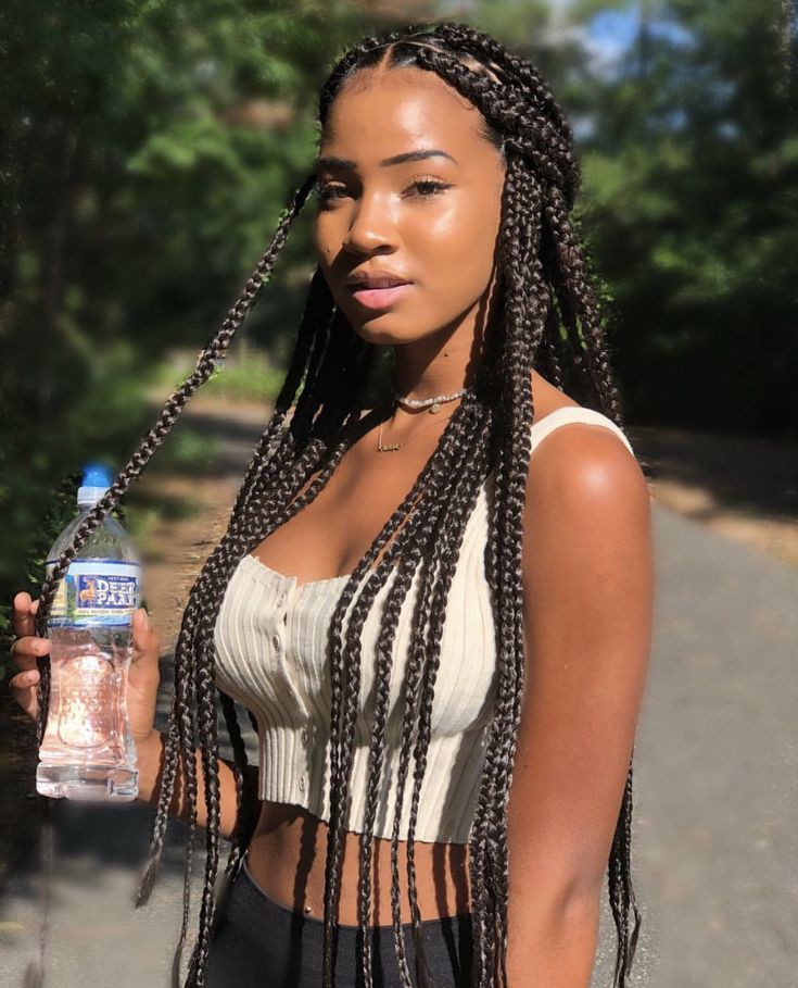 Daily dose of stylish Box braids: Afro-Textured Hair,  Bob cut,  Crochet braids,  Box braids,  Braided Hairstyles,  African-American Beauty  