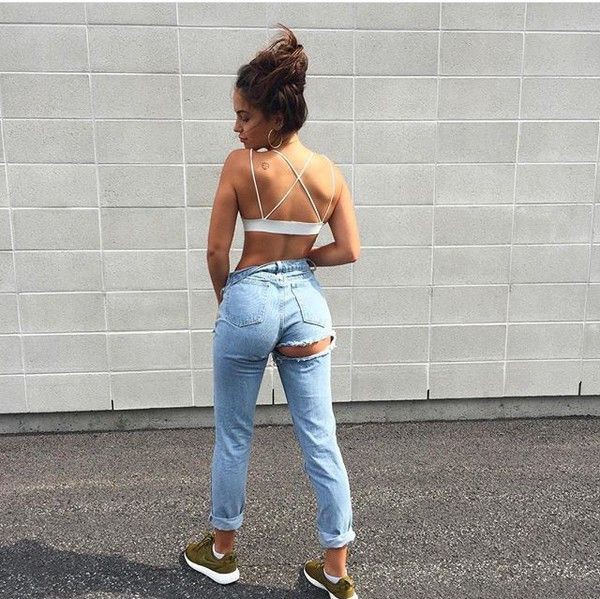 Ripped Jeans Outfit Ideas To Look Stylish In Streets: Low-Rise Pants,  Mom jeans  
