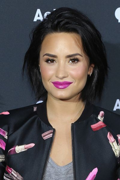 Short Hairstyles For Round Faces Black Hair, Demi Lovato: Bob cut,  Short hair,  Demi Lovato,  Round Face Hairstyle  