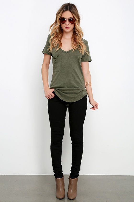 Outfits With Black Boots And Leggings For collage: Slim-Fit Pants  