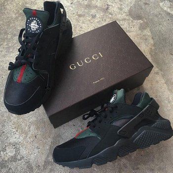 Nike huaraches / Louis vuitton