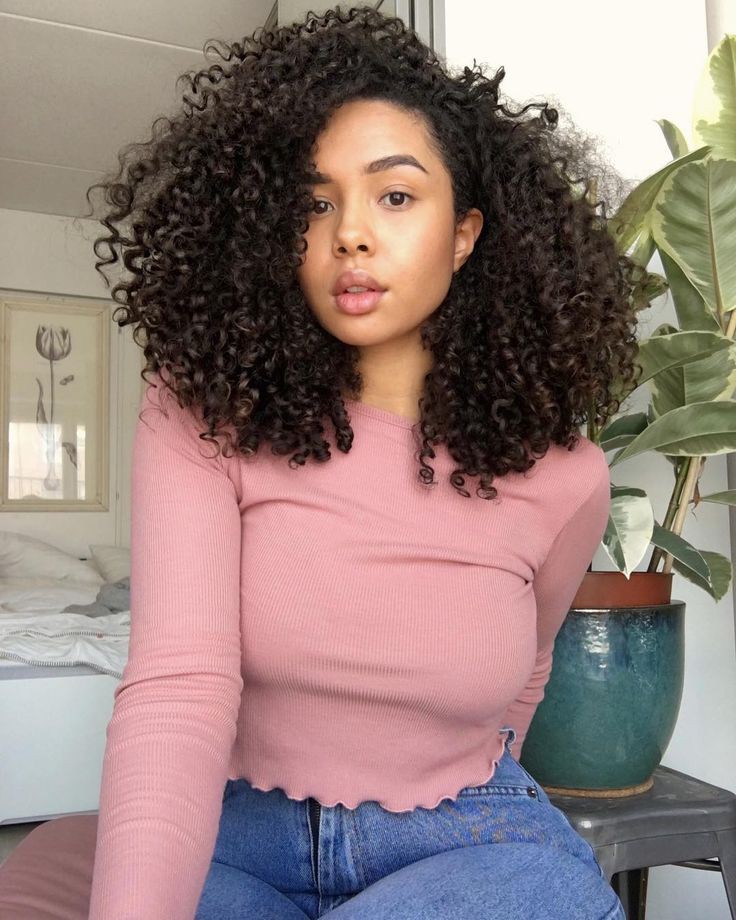 Beautiful Short Curly Hair For Black Females: Afro-Textured Hair,  Hair Color Ideas,  Hairstyle Ideas,  Jheri Curl,  Hair Care,  Short Curly Hairs  