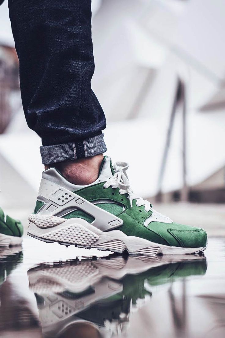 nike huarache style