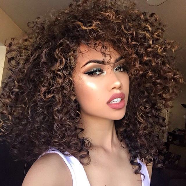 Curly hair with highlights, Afro-textured hair on Stylevore