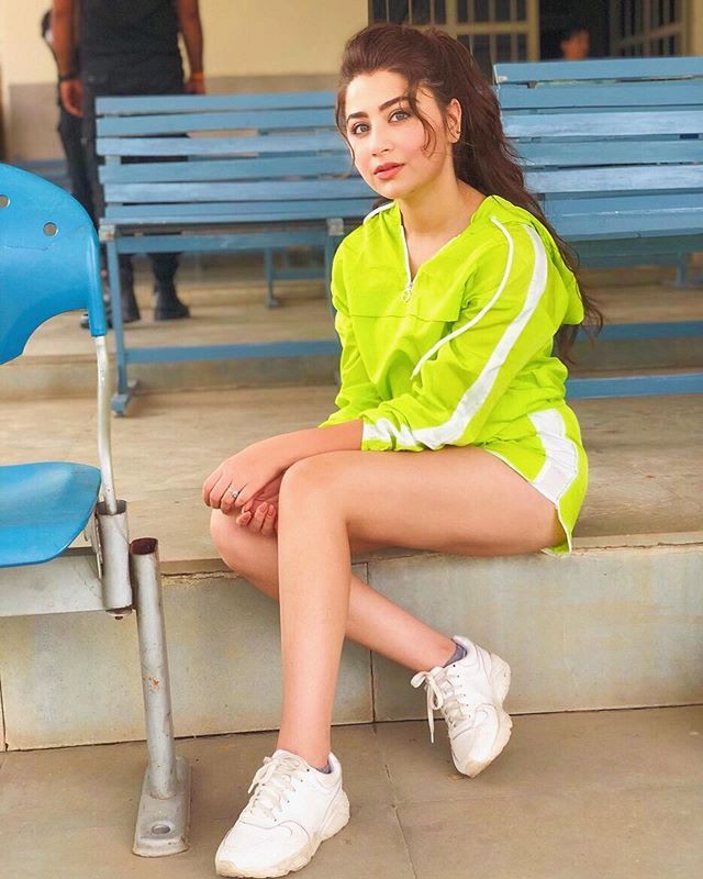 Dam Hot Ideas For Yhm Aditi Bhatia: Television show,  Aditi Bhatia,  Divyanka Tripathi,  Krishna Mukherjee,  Karan Patel,  Shireen Mirza  