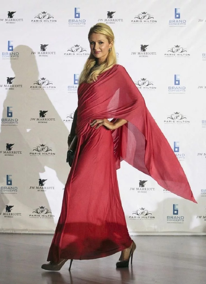 Paris Hilton In Pink Saree: Hollywood Celebrities In Saree,  Amitabh Bachchan,  Hot Girls In Saree  