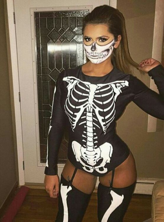 Skeleton Halloween costume college: Halloween costume,  party outfits,  Skeleton Costume  