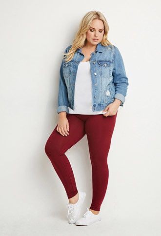 Plus size travel outfit ideas: Plus size outfit,  Plus-Size Model,  Legging Outfits  