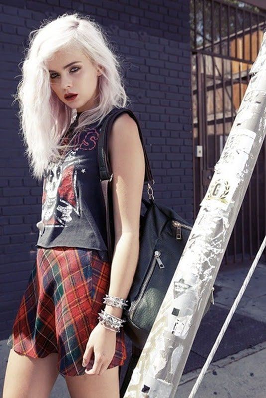 Great ideas for 2019 punk look, Grunge fashion: Grunge fashion,  Punk subculture,  Punk rock,  fashioninsta,  Punk Style  
