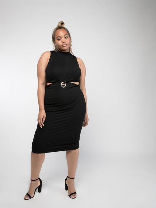 Great outfit ideas for black summer clothes, Little black dress: Plus size outfit  