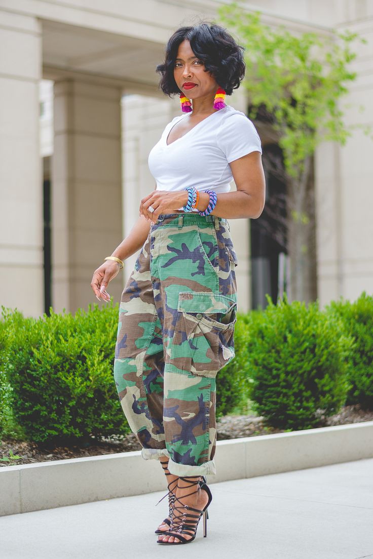 Charming! fashion model, Fashion To Figure: cargo pants,  fashion blogger,  Vintage clothing,  Camo Pants  