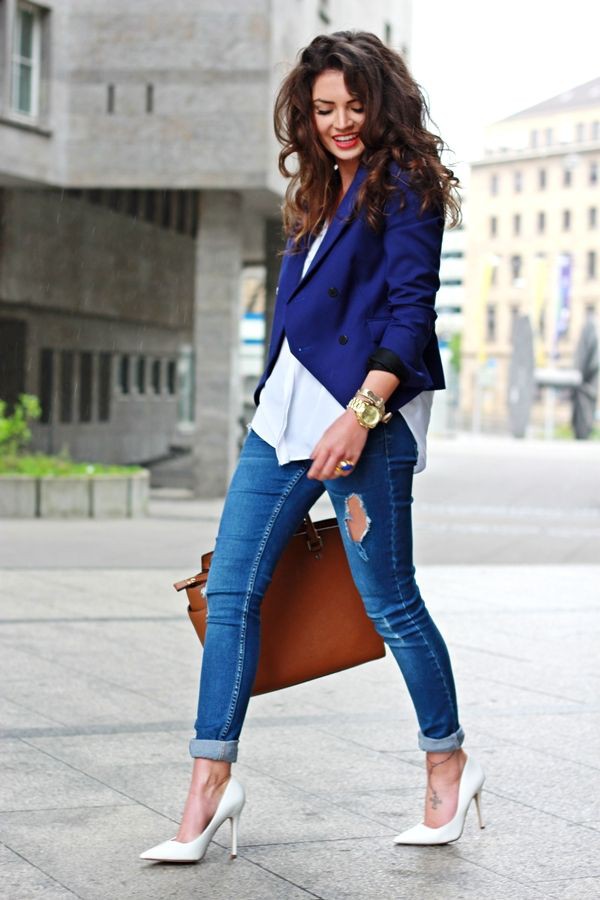 Jeans and blazers outfits, Casual wear: Ripped Jeans,  Slim-Fit Pants,  shirts,  Navy blue,  Outfits With Heels  