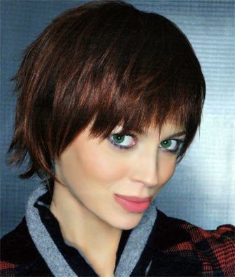 Simple and sober short brown hair, Human hair color: Bob cut,  Hairstyle Ideas,  Brown hair,  Short hair,  Layered hair  