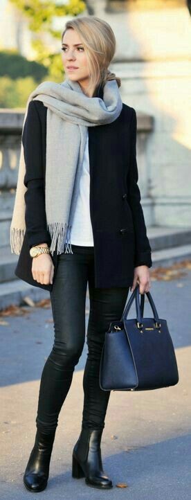 Street style dark grey scarf | Stylish Work Outfits For Winter | Casual ...