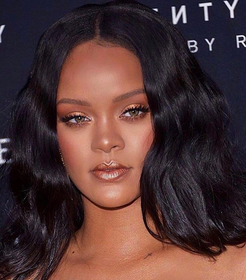 More options for rihanna fenty makeup, Fenty Beauty: Make-Up Artist,  Fenty Beauty,  facial makeup,  Rihanna Best Looks  