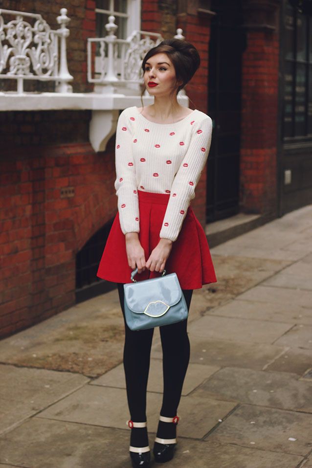 Fantastic outfits fashion model, Polka dot: fashion blogger,  Skirt Outfits,  Polka dot,  Lulu Guinness  