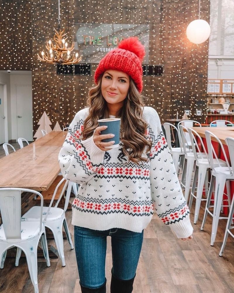 Lovely caitlin covington, Curls & Pearls: Crew neck,  Christmas Day,  fashion blogger,  party outfits  
