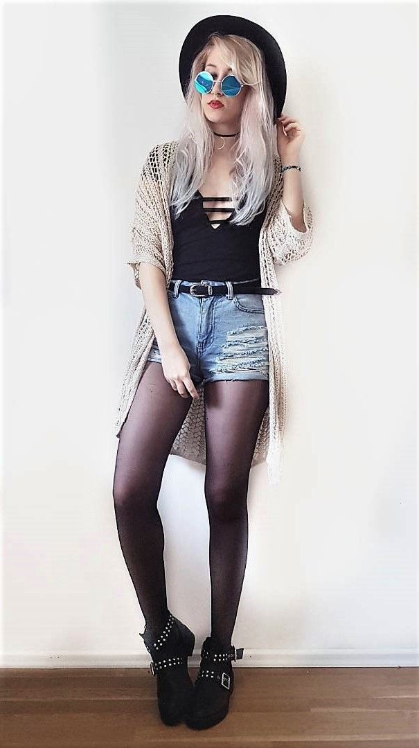 Trendy and stylish fashion model, Grunge fashion: fashion blogger,  Grunge fashion,  Gothic fashion,  fashioninsta,  Tomboy Outfit  