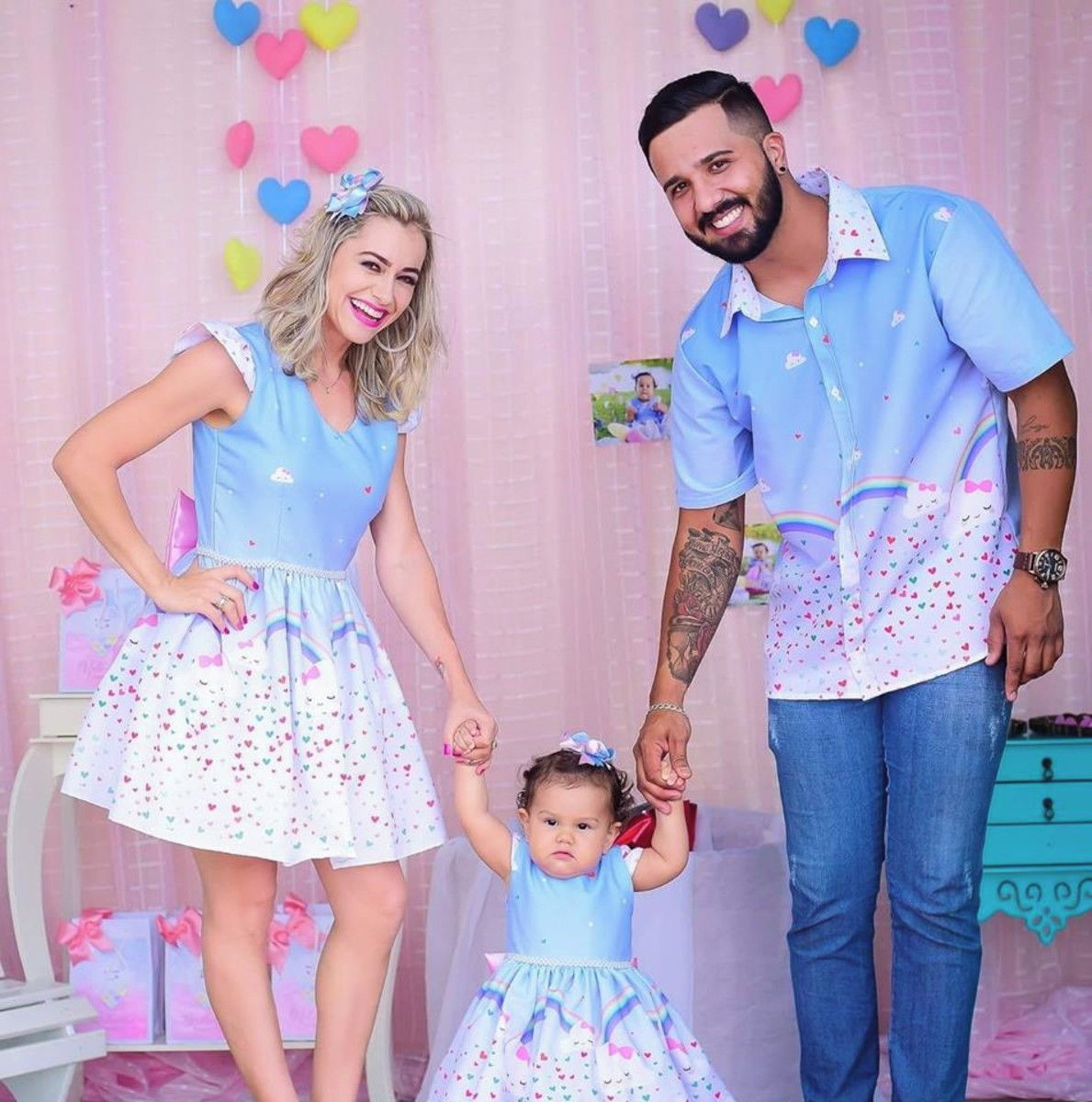 Vestido chuva de amor mae e filha: couple outfits,  Minnie Mouse  