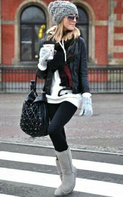 Outfits for freezing cold weather: winter outfits,  Leather jacket,  Casual Outfits,  Uggs Outfits  