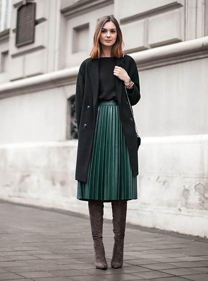 Pleated midi skirt outfit, Casual wear | Stylish Work Outfits For ...