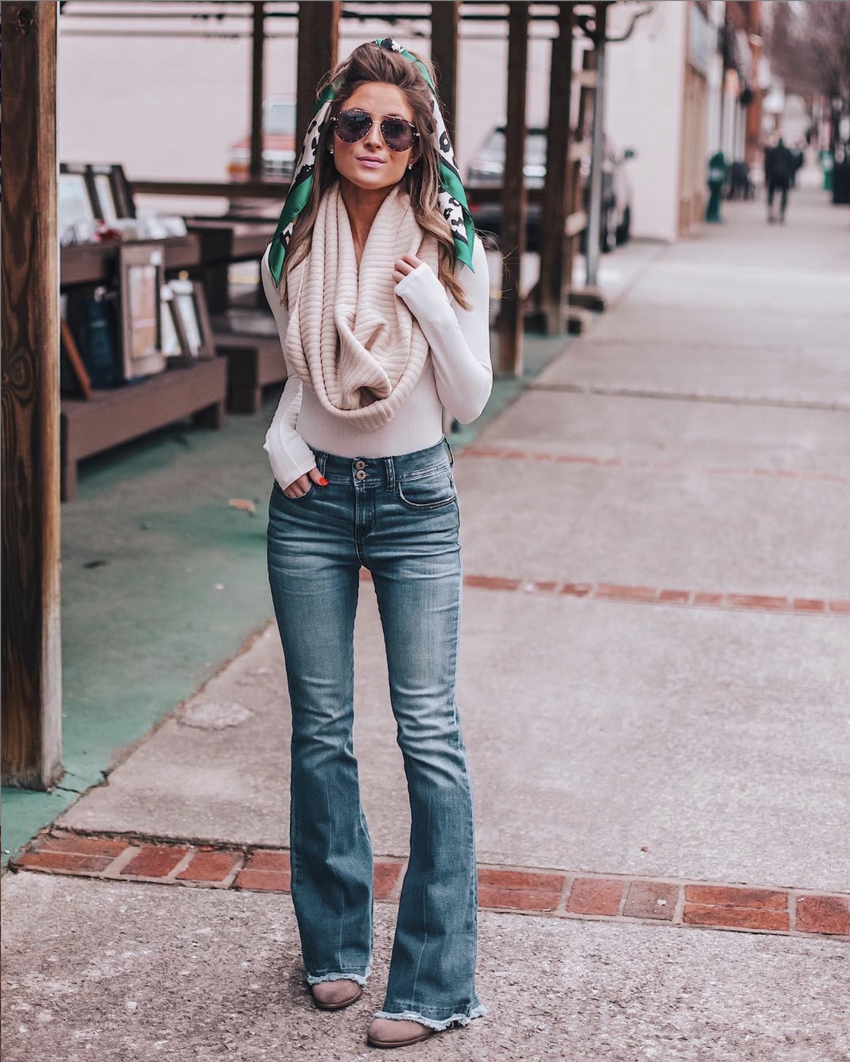 outfit jeans bootcut