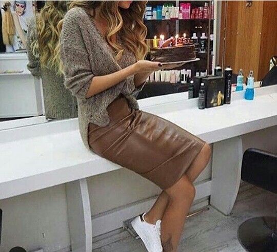 Brown leather skirt outfit Pencil skirt  What To Wear To College Everyday   Casual wear College outfits Dress shirt