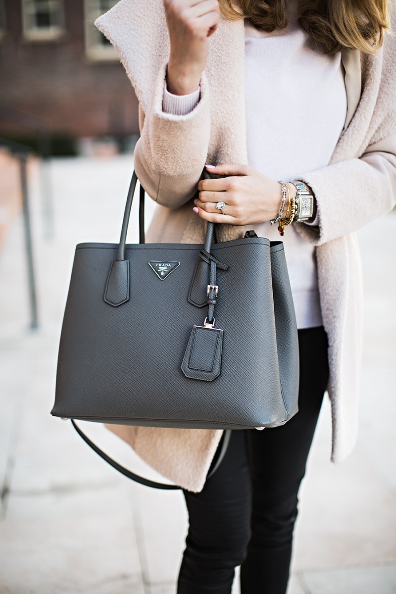 Find more of women wearing handbags, Hobo bag | Handbag Ideas For Girls ...