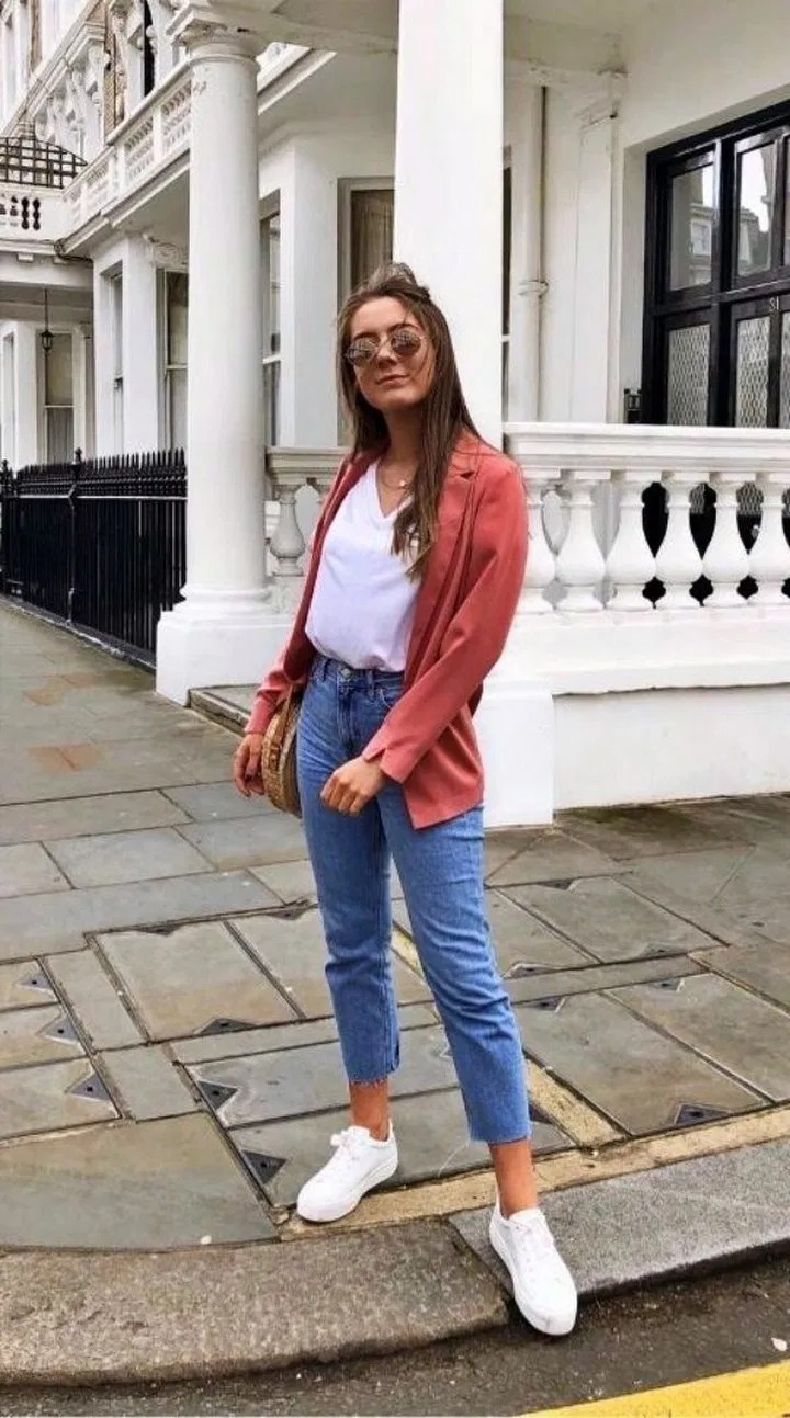 93 Best School Outfits Ideas Images In Jul 2020 School Outfit Casual Wear Mom Jeans