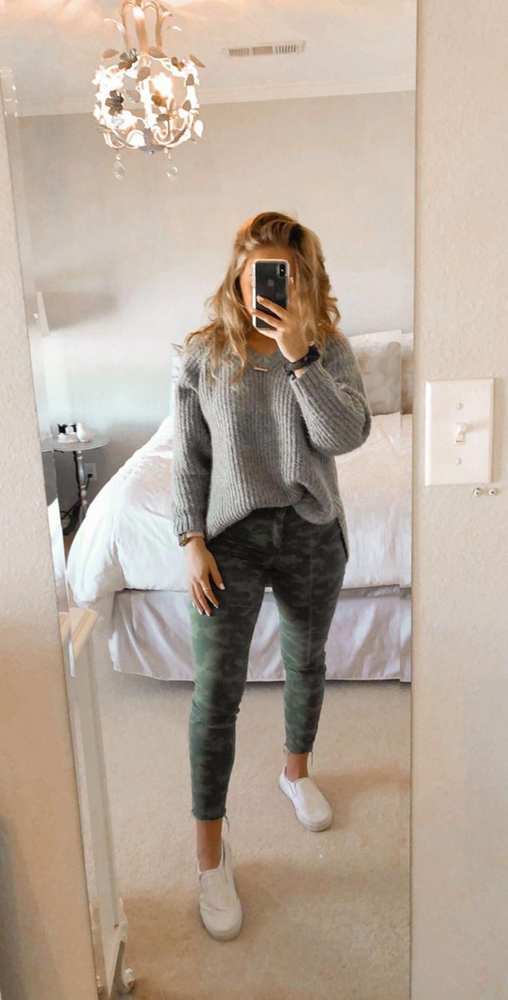 Casual wear Sweater And Leggings Outfits Tumblr: Polo neck,  Grunge fashion,  winter outfits,  Fashion accessory,  Casual Outfits  