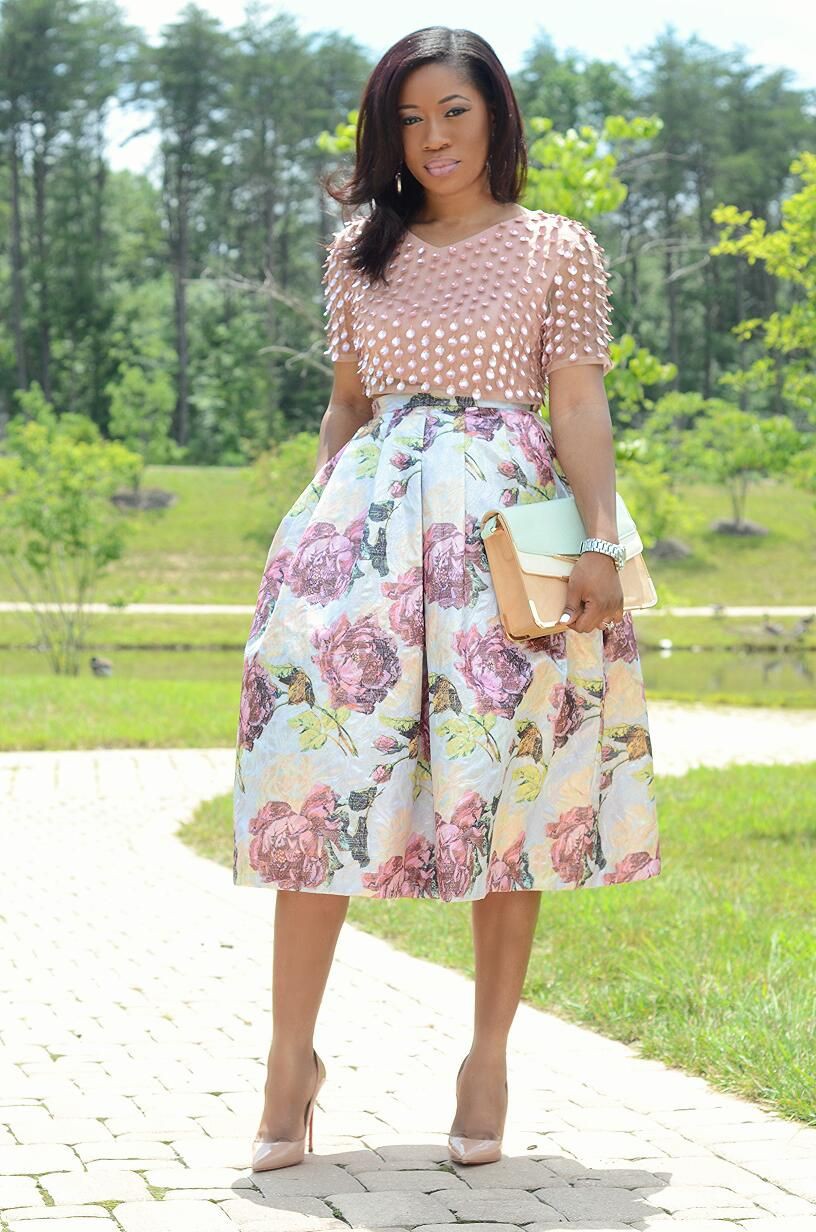 Midi skirt and crop top: party outfits,  Crop top,  Pencil skirt,  Short African Outfits,  Midi Skirt  