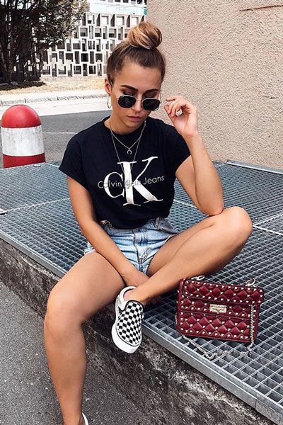 Casual Style For Women, Calvin Klein, Ray-Ban Wayfarer: Casual Outfits,  Crop top,  Calvin Klein,  Ray-Ban Wayfarer  