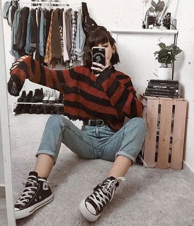 Take a look at the alternative girl outfit, Grunge fashion: Vintage clothing,  Grunge fashion,  fashioninsta,  Casual Outfits,  Aesthetic Outfits  