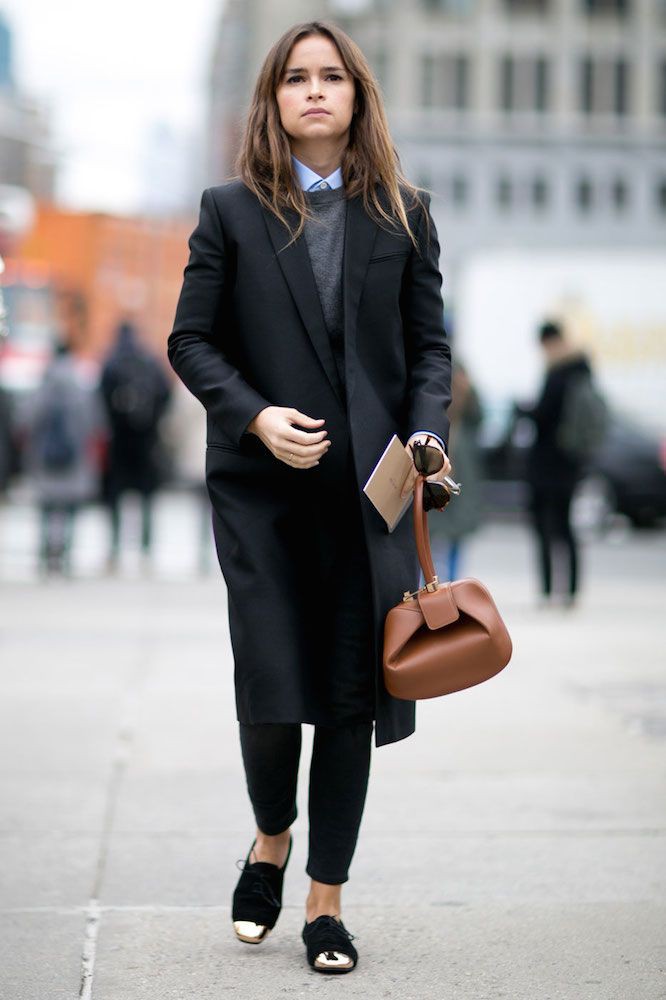 These awesome black coat style, Miroslava Duma: fashion blogger,  Fashion week,  Street Style,  Casual Outfits,  Miroslava Duma,  Funeral Outfits,  Wool Coat  