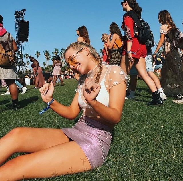 Trending And Young outfits for coachella emma, BeyoncÃ© 2018 Coachella performance: Coachella Outfits,  Emma Chamberlain,  Marla Catherine  