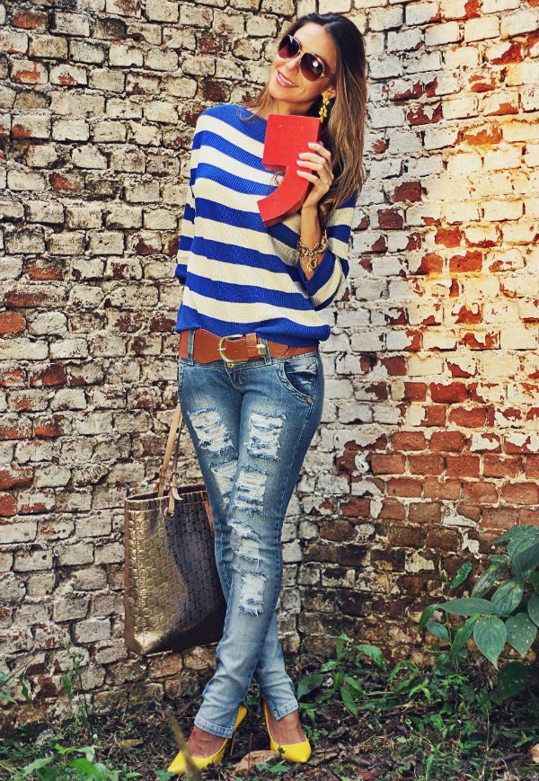 Voguish ideas for calca jeans detonada: Jeans Fashion,  Jeans Outfit Ideas,  Yellow Shoes  