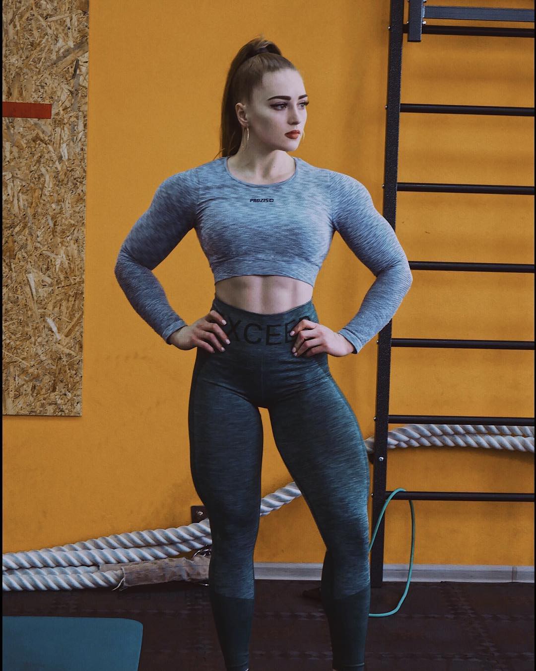 There are fantastic julia vins, Fit Women: Fitness Model,  Weight training,  Fit Women,  Julia Vins,  Maryana Naumova  