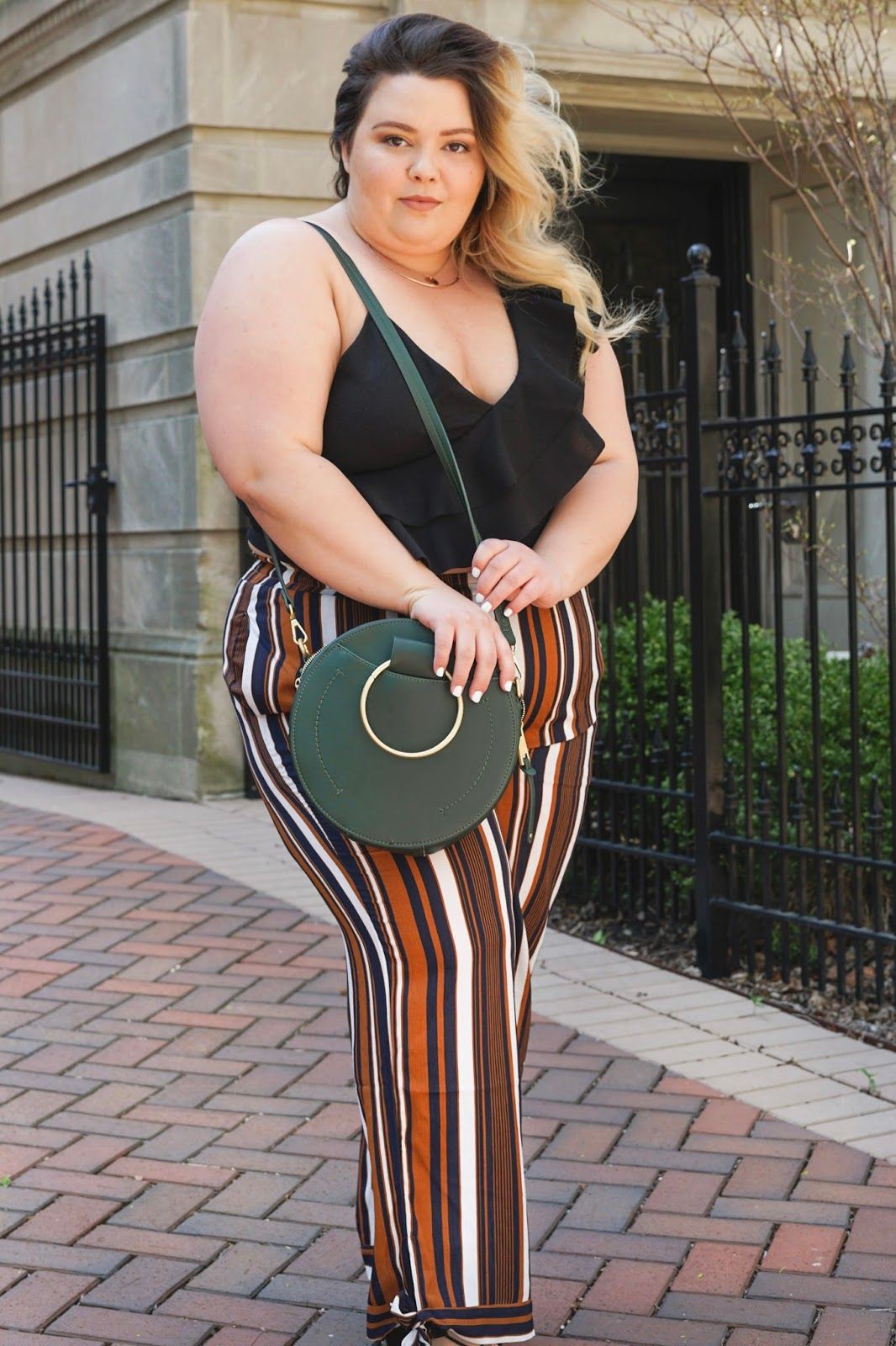 high waisted plus size pants & crop tops | Crop Top Outfits Plus Size